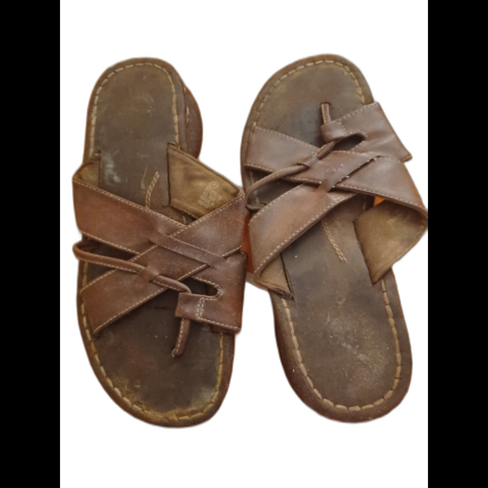 Falls Creek Brown Strappy Slide Sandals W Size 7 Y2K & 2000s  Personal Archive